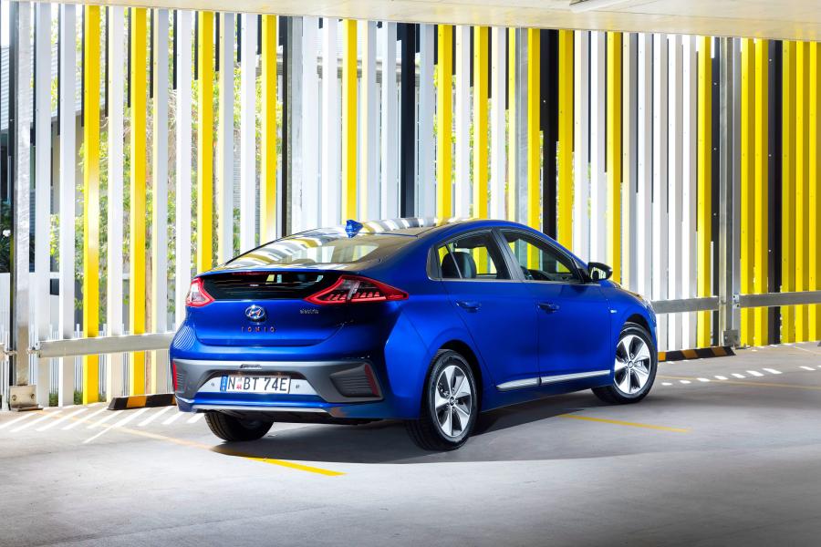  Hyundai IONIQ electric (AE) 2018 года  (AU) (фото 24 из 40)
